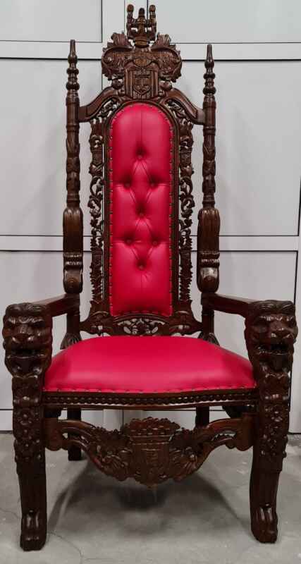 Кралски стол  ( King Chair) ръчна изработка,  дърворезба от махагоново дърво с еко кожа внос от Индонезия.