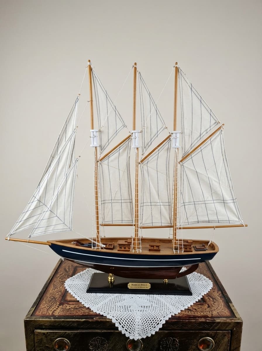 Макет на тримачтов кораб - Marco Polo, дърво, нов, внос от Нидерландия.