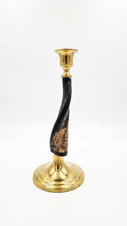 Свещник от рог. 1